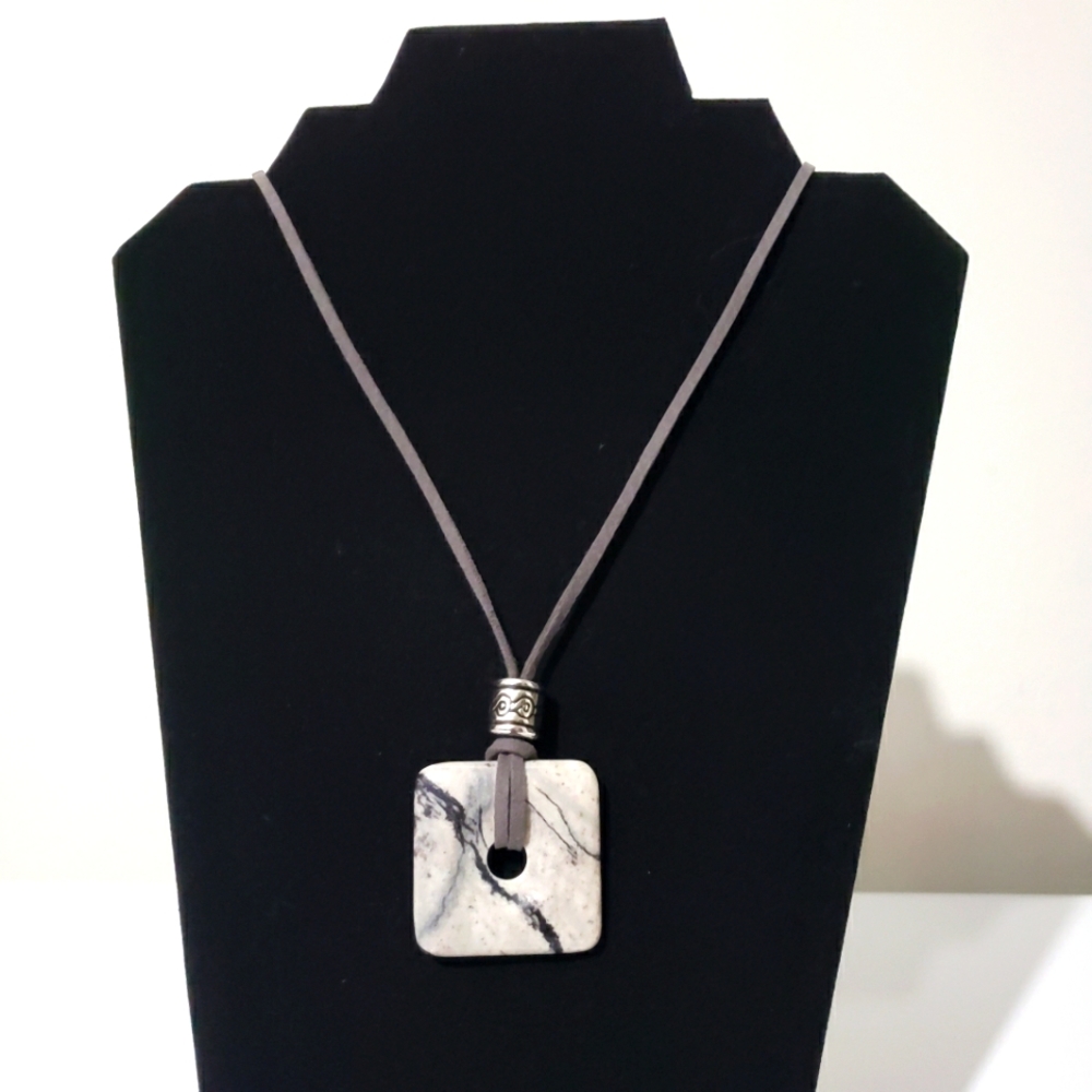 Agate Necklace